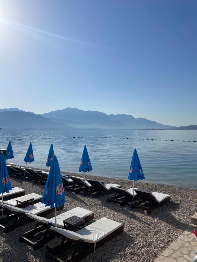 Hotel Azzurro Herceg Novi Exterior foto