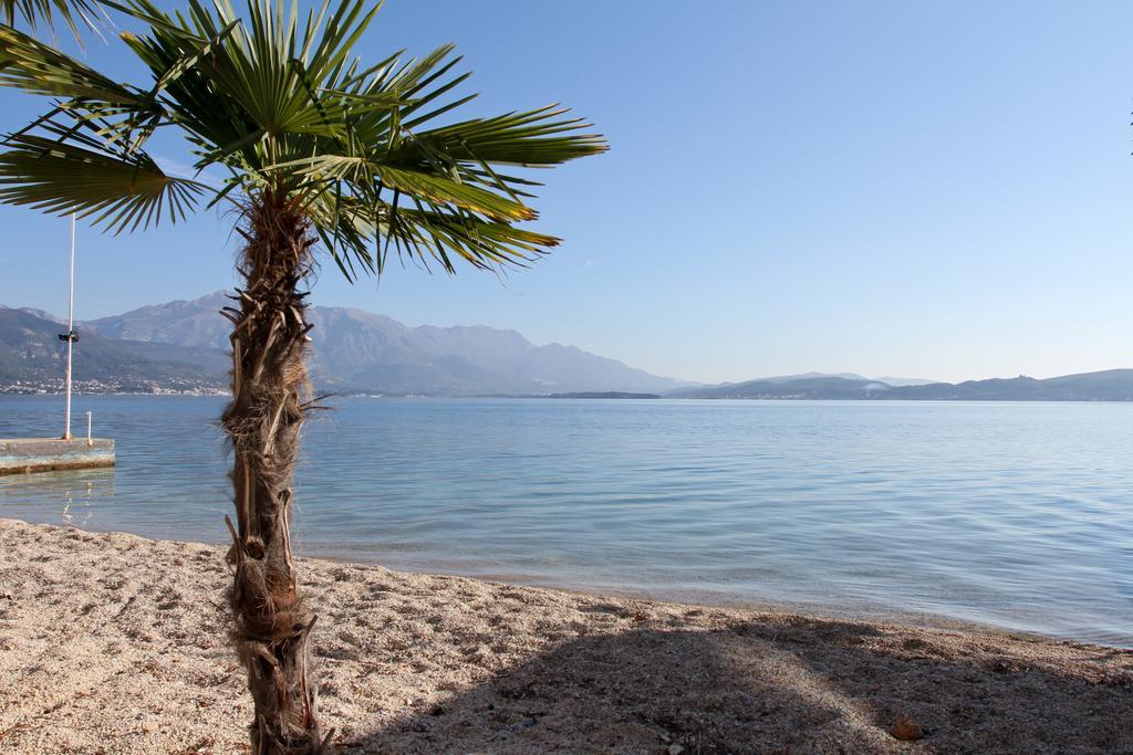 Hotel Azzurro Herceg Novi Exterior foto