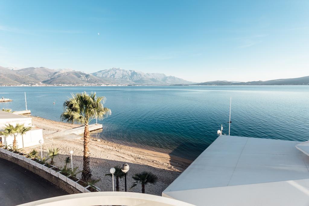 Hotel Azzurro Herceg Novi Exterior foto