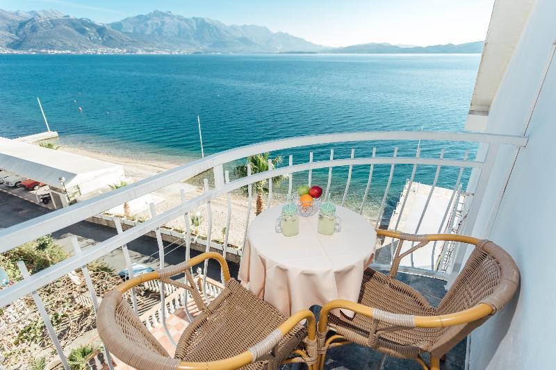 Hotel Azzurro Herceg Novi Exterior foto
