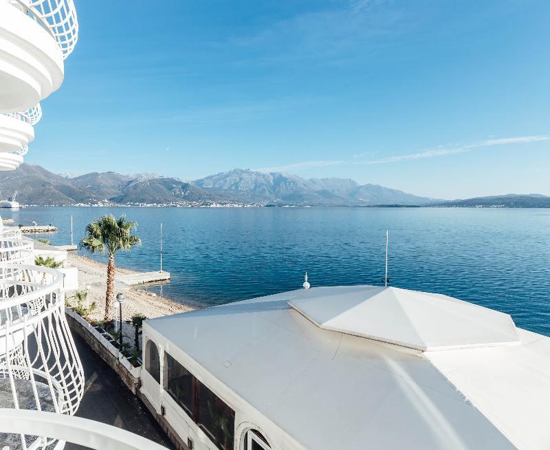 Hotel Azzurro Herceg Novi Exterior foto